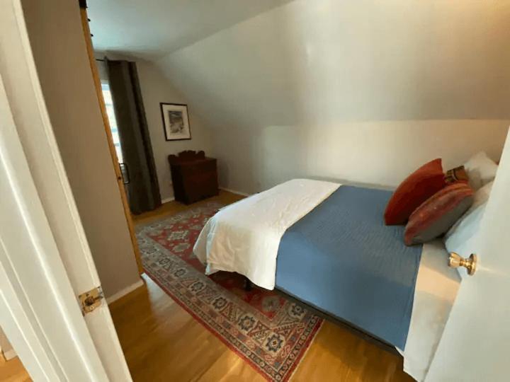 Cozy 3 & 4 Bed Home 2 Blocks To Hospitals & Lambeau グリーンベイ エクステリア 写真