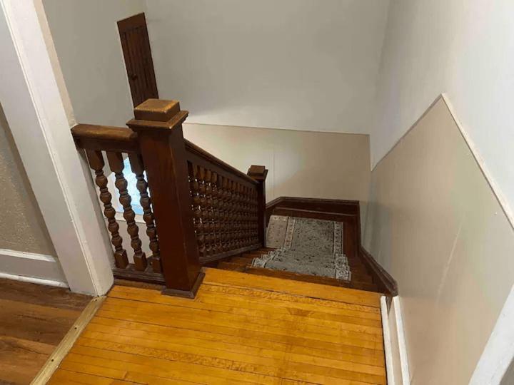 Cozy 3 & 4 Bed Home 2 Blocks To Hospitals & Lambeau グリーンベイ エクステリア 写真